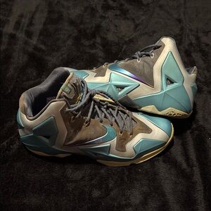 Nike LeBron 11 Teal & Silver